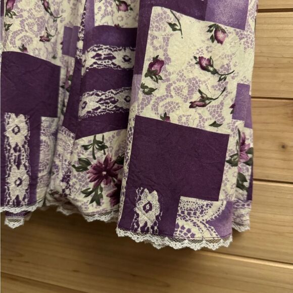 Vintage Lacy After Noon Size Medium Purple Floral Lace Patchwork Maxi Skirt - Picture 9 of 10